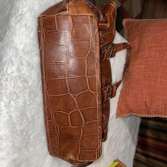 DOONEY & BOURKEClean inside - Picture 12 of 12